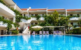 Terinikos Sunny Garden Hotel&Junior Suites New Renovation 2025
